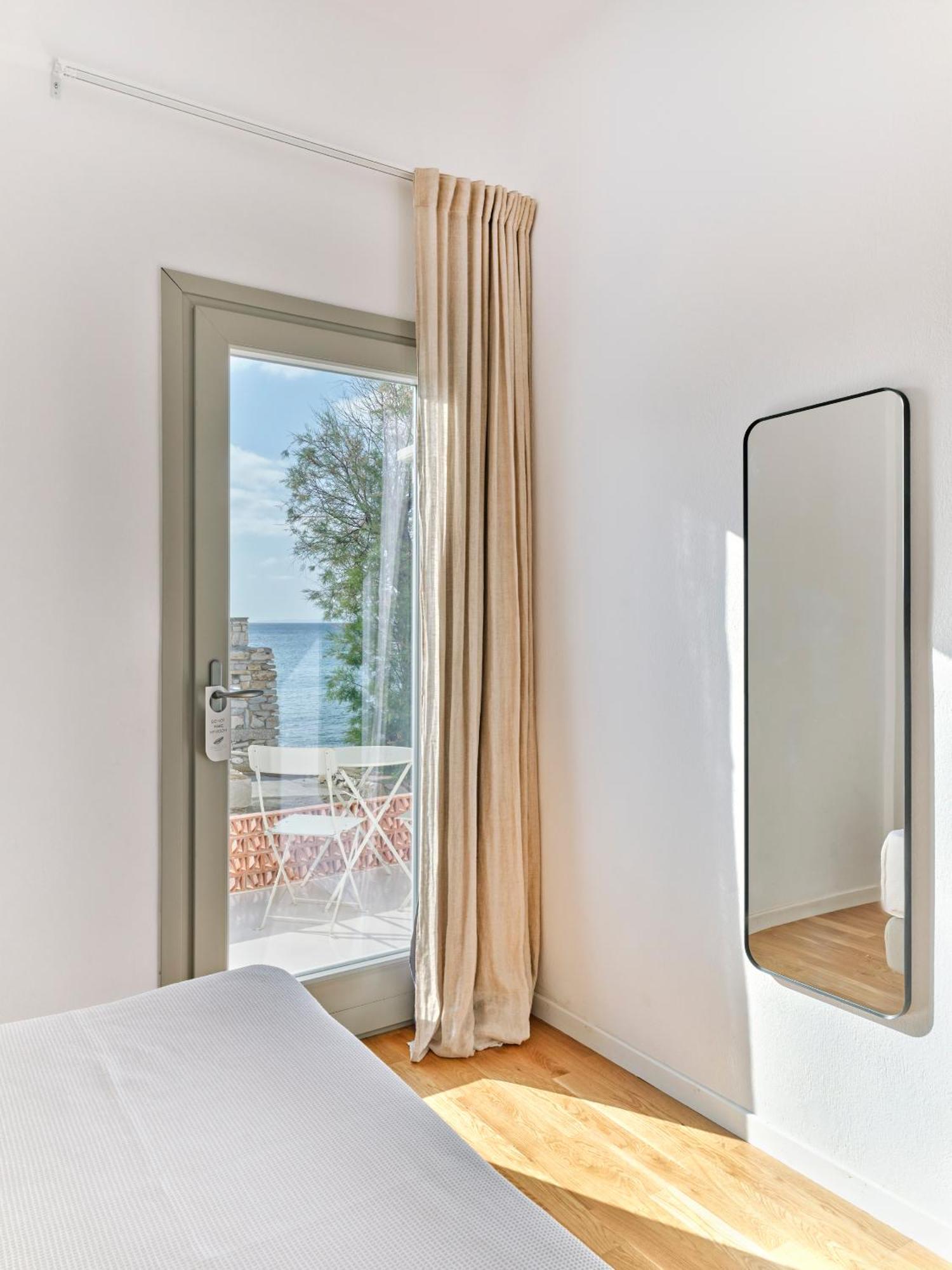 Magoo Suites Logarász Kültér fotó