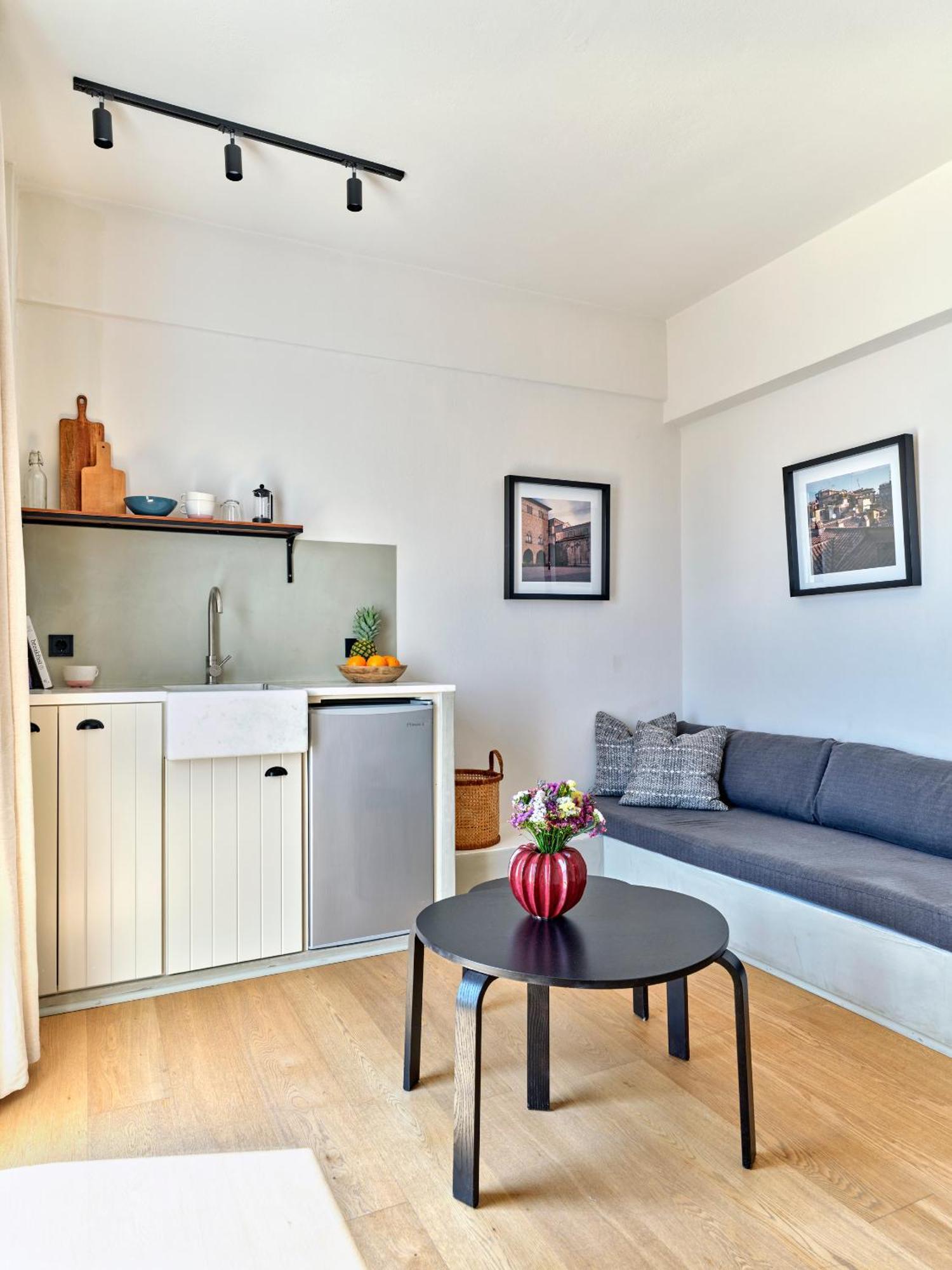 Magoo Suites Logarász Kültér fotó